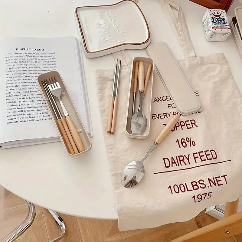 Stainless Steel Cutlery Set with Wooden Handles (1 Set)